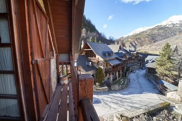 Apartment 3 Bedrooms With Ski Locker And Parking At Baqueira-Beret Arties