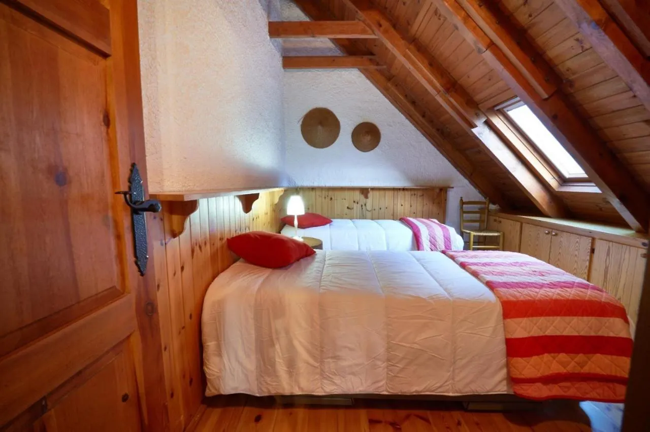 Apartment 3 Bedrooms With Ski Locker And Parking At Baqueira-Beret Arties Spain