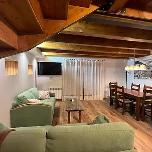 דירה Luxury Duplex Con Parking Y Guardaski En Ruda, ארטיאס